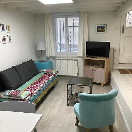 Ferienwohnung Le Calme Et La Tranquilite A 15 Minutes D'Avignon Caumont-sur-Durance Exterior foto