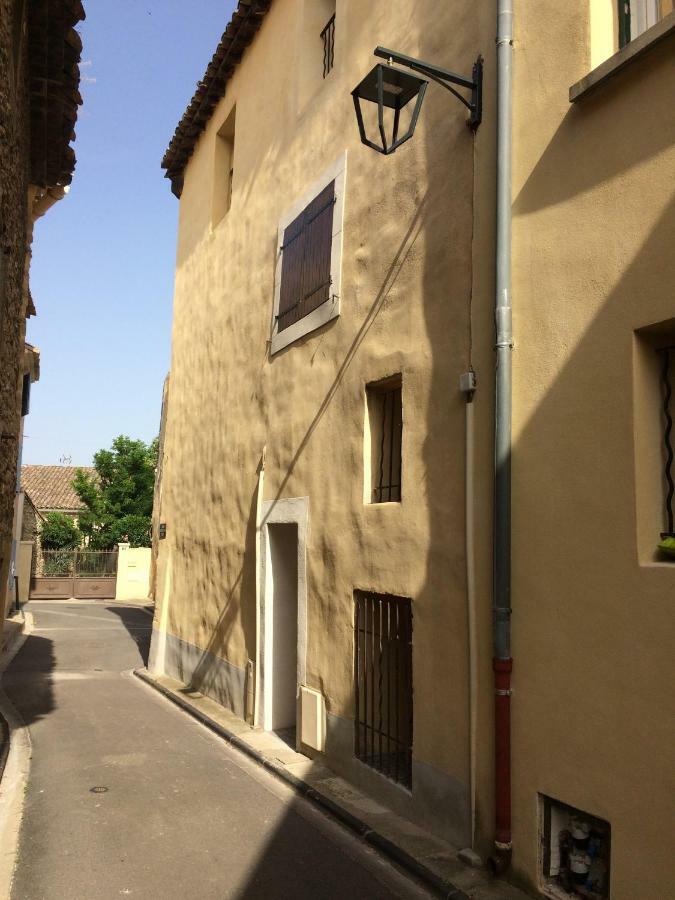 Ferienwohnung Le Calme Et La Tranquilite A 15 Minutes D'Avignon Caumont-sur-Durance Exterior foto